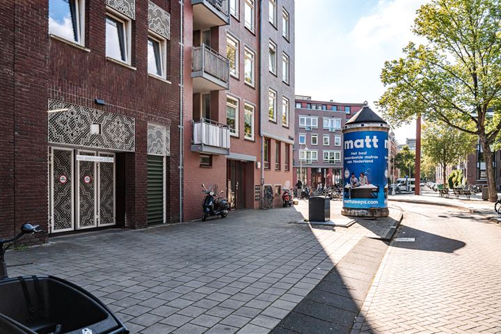 Bekijk foto 36 van Derde Oosterparkstraat 58