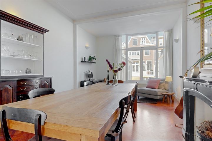 View photo 16 of Obrechtstraat 65