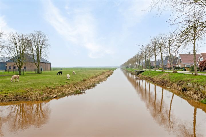 Bekijk foto 44 van Middenweg WZ 3-C