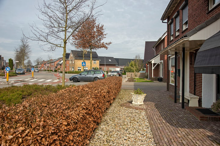 Bekijk foto 3 van Nijverdalseweg 16