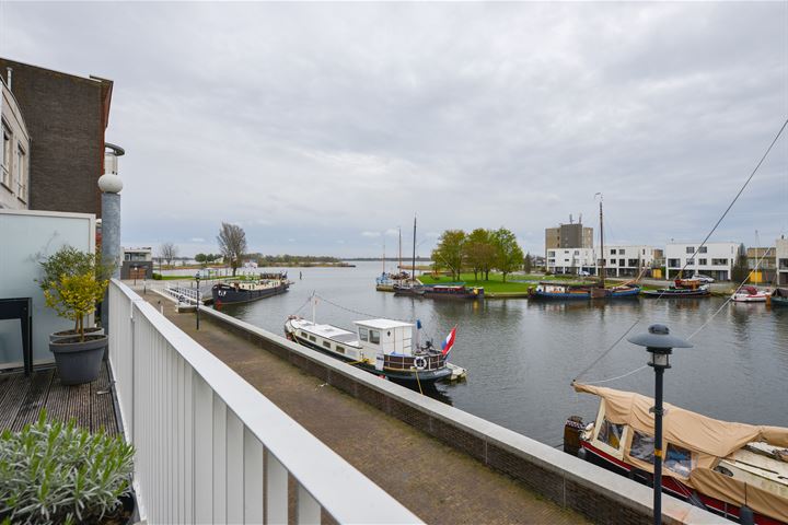 Bekijk foto 24 van Havenkade 23