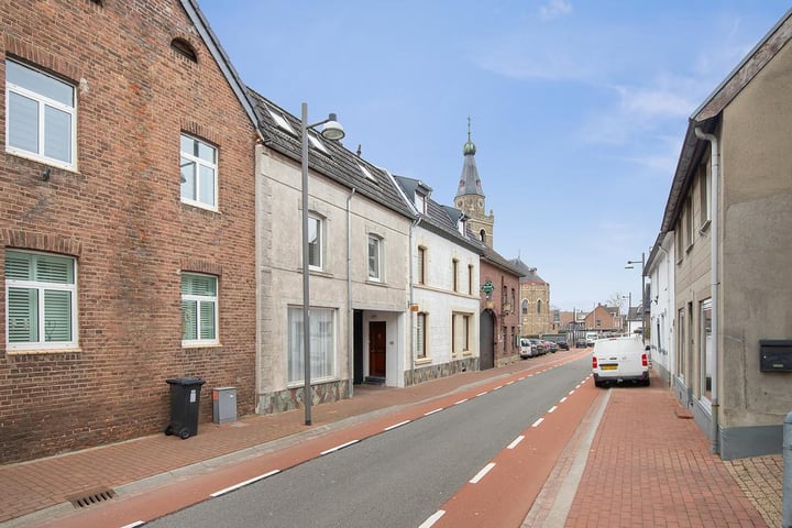 Bekijk foto 1 van Marchierstraat 13-A