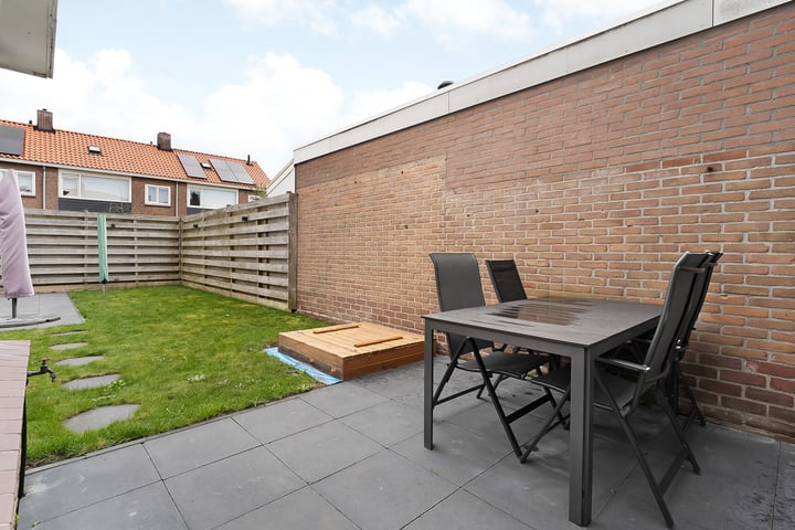 View photo 34 of Jhr.van Nahuysstraat 14