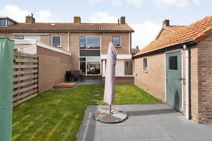 Bekijk foto 36 van Jhr.van Nahuysstraat 14