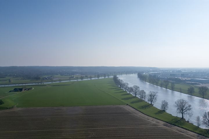 Bekijk foto 56 van Graaf Lodewijkstraat 15