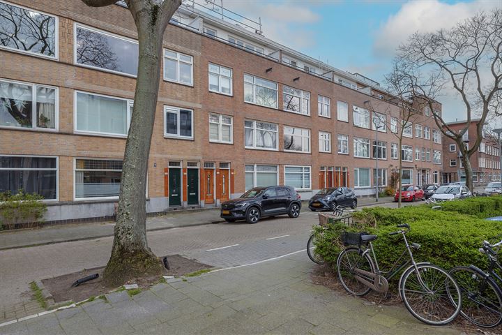 View photo 2 of Sonmansstraat 70-B02