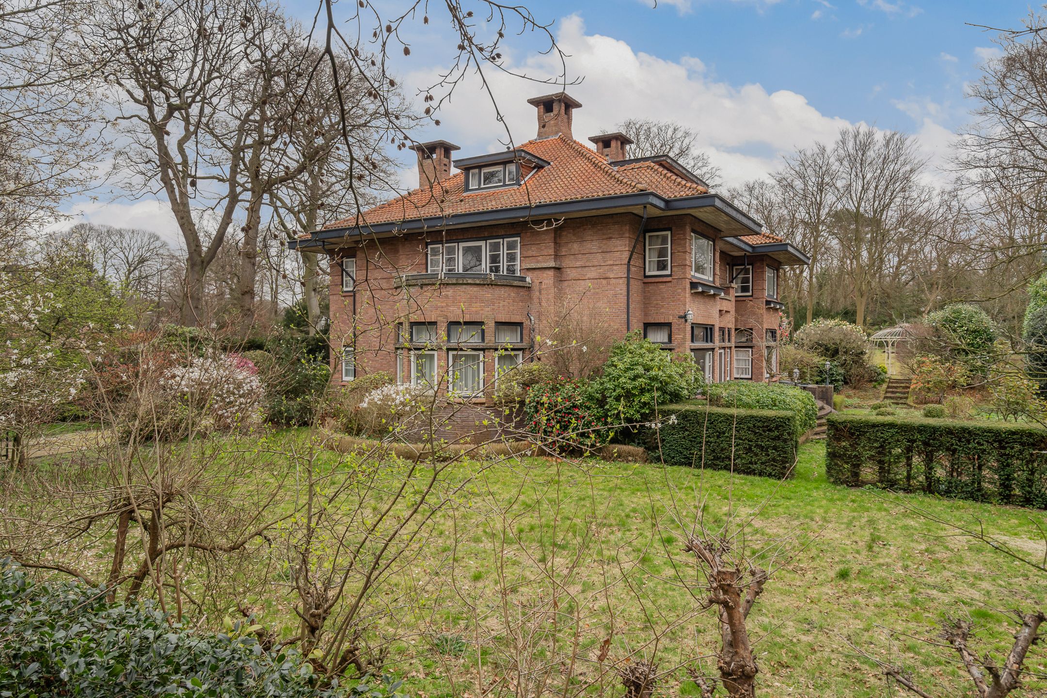 Foto 3 van Van der Oudermeulenlaan 18