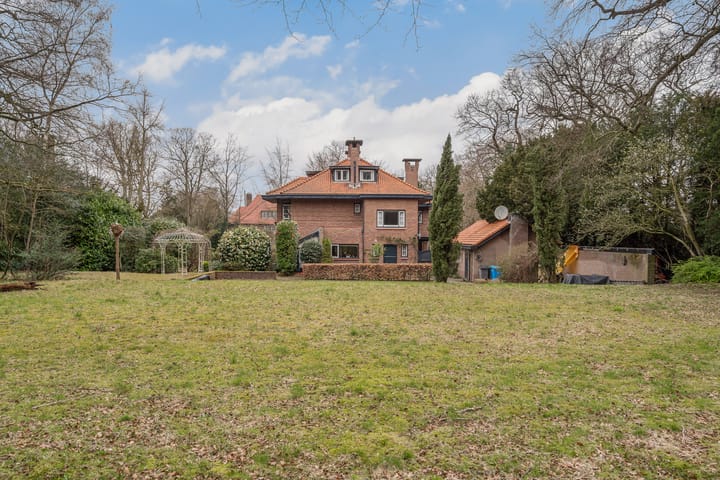 Foto 2 van Van der Oudermeulenlaan 18