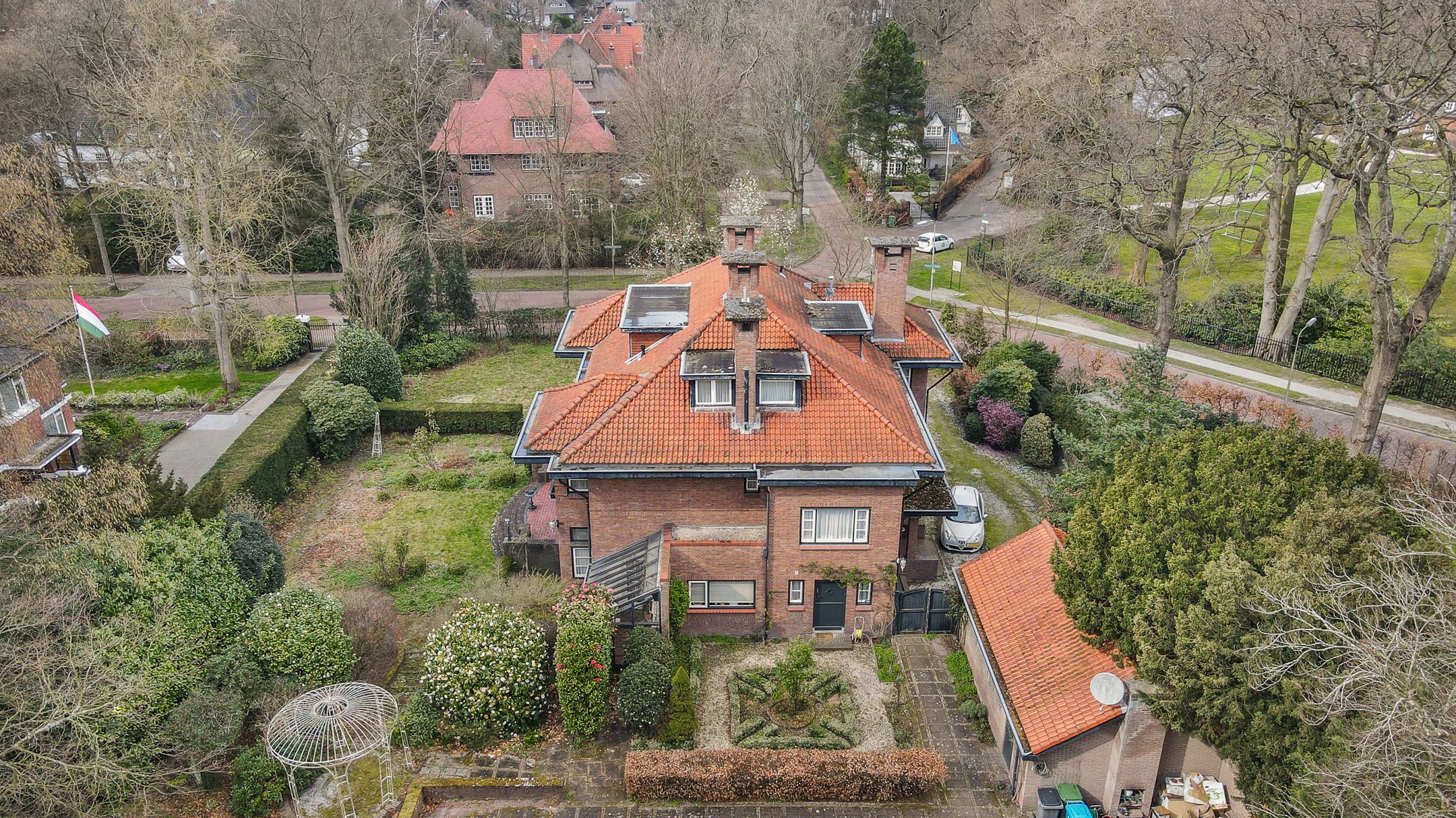 Foto 12 van Van der Oudermeulenlaan 18