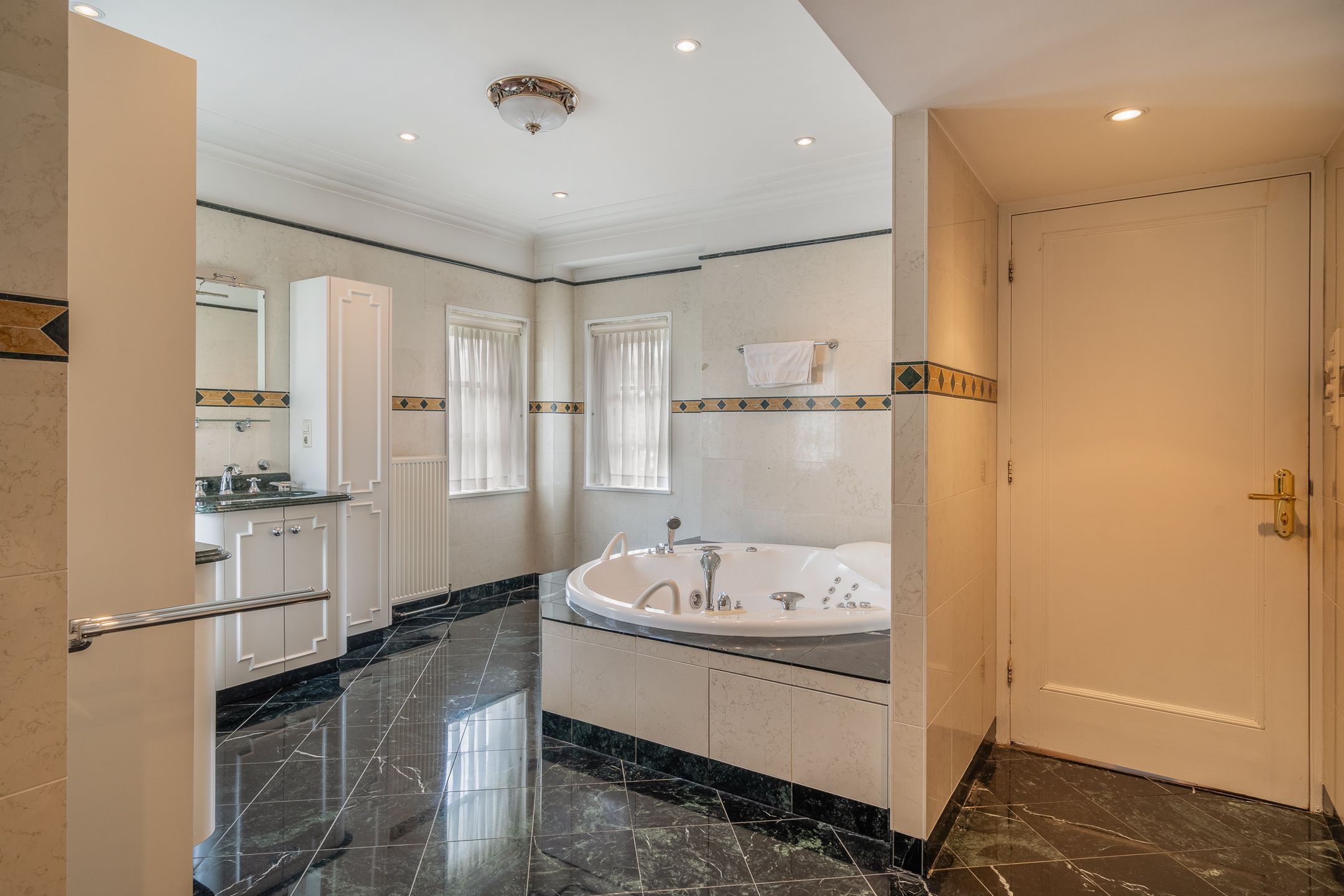 Foto 48 van Van der Oudermeulenlaan 18