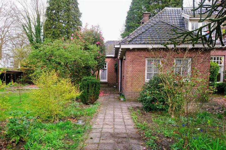 View photo 55 of Ruysdaelstraat 3