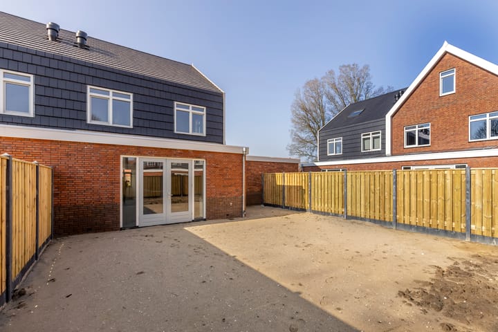 Photo 38 of Vijfmorgen 2-C