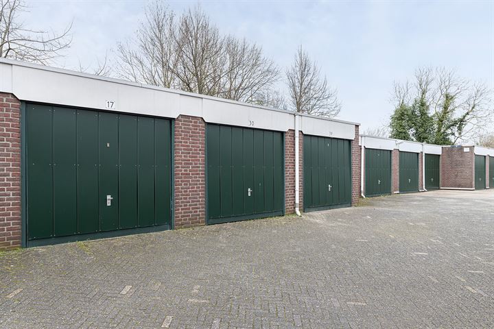 Bekijk foto 35 van Huys de Merwede 30