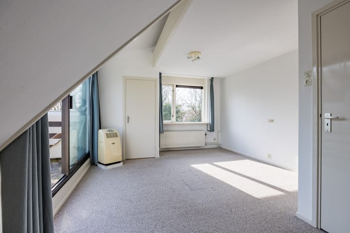 Foto 25 van Oostvlietweg 51-A