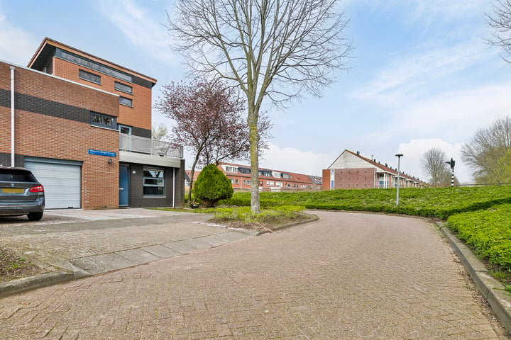 Bekijk foto 34 van Maurits Bingerstraat 14