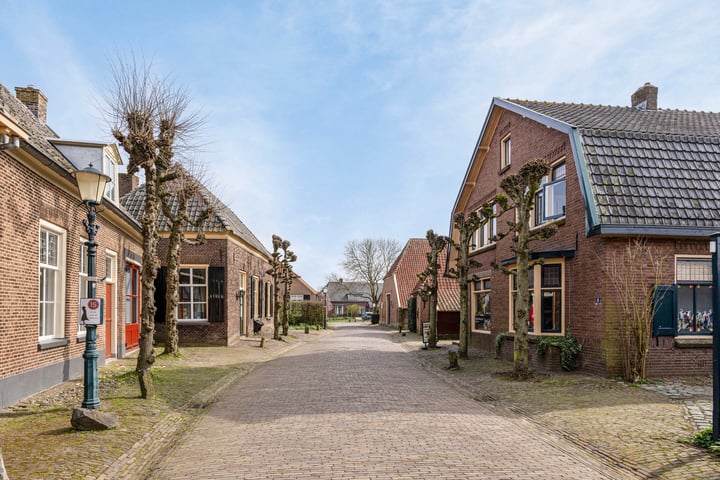 View photo 50 of Onderstraat 6