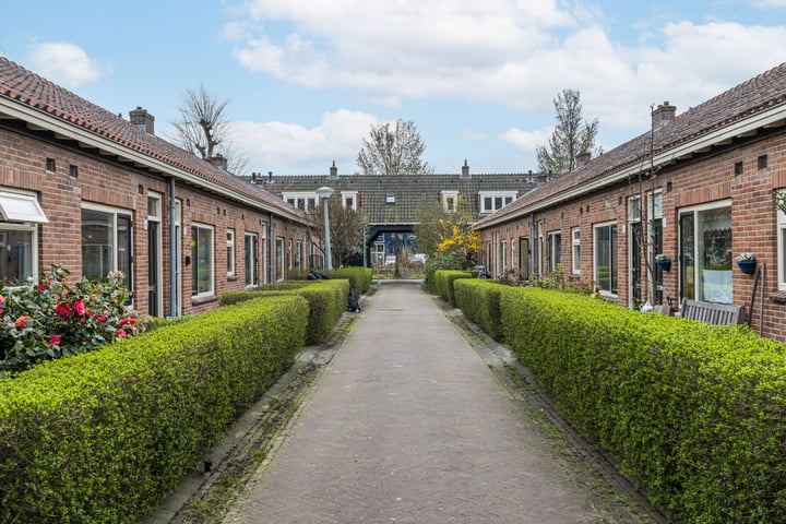 Bekijk foto 22 van Eerste Vogelstraat 2