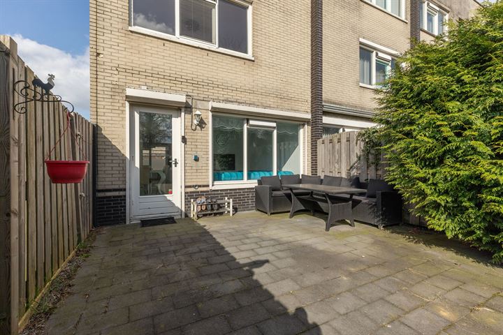 Bekijk foto 30 van H.J. Algrastraat 19