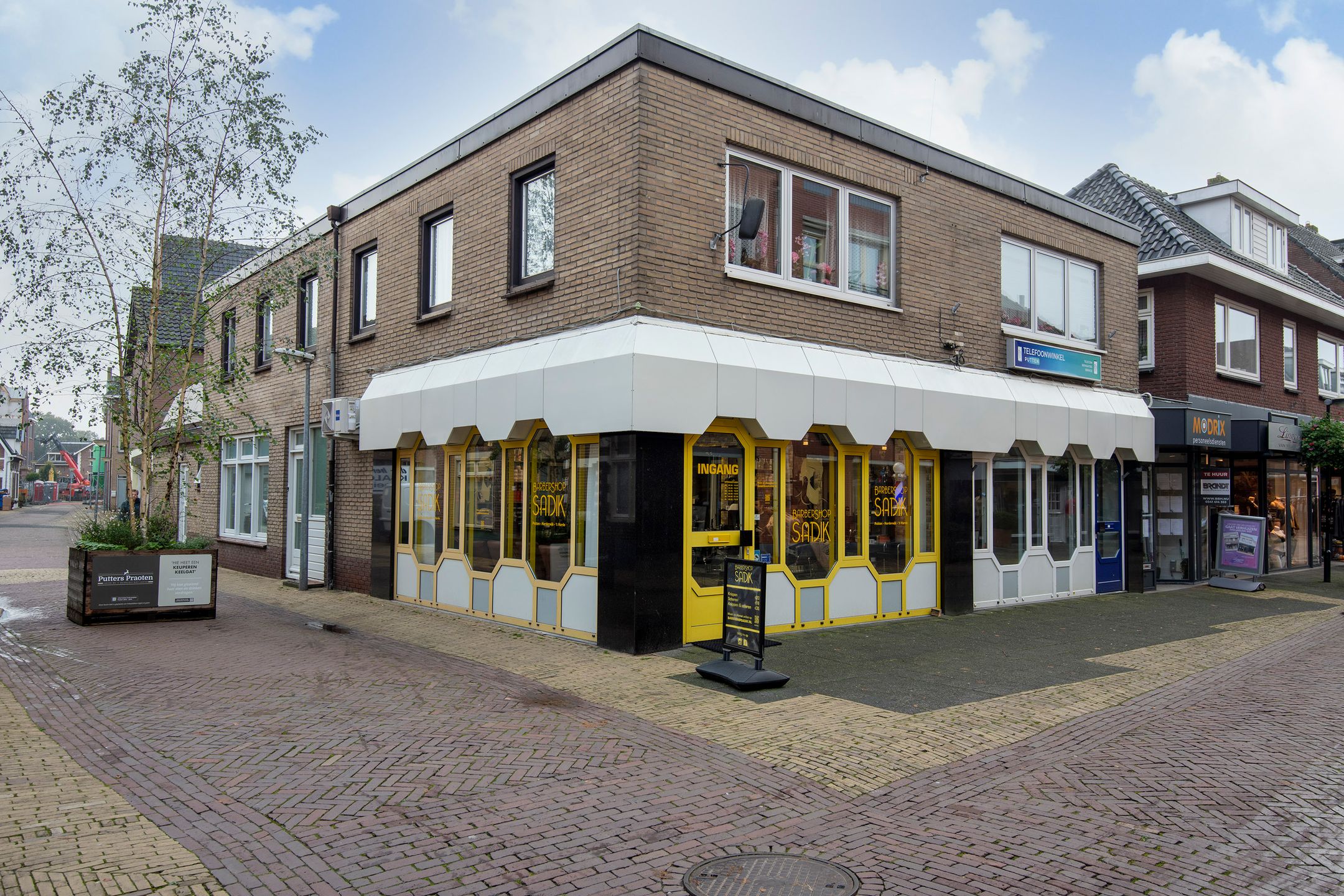 Dorpsstraat 15 