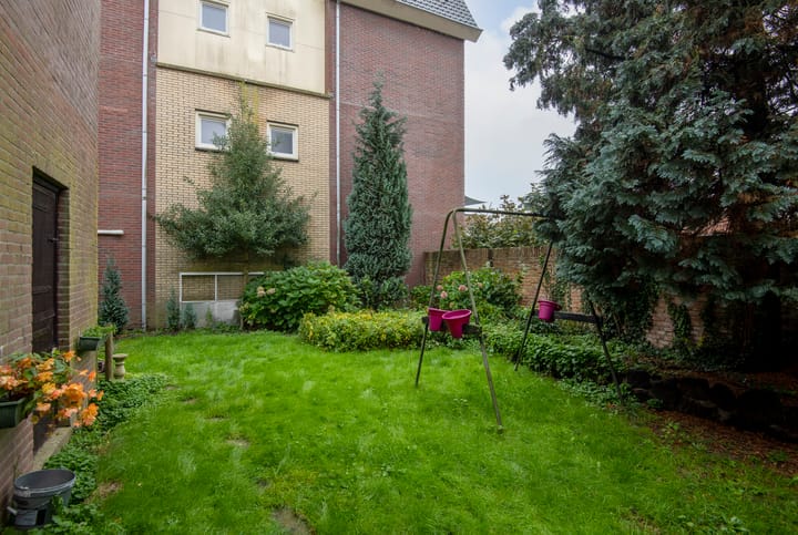 Photo 8 of Dorpsstraat 15