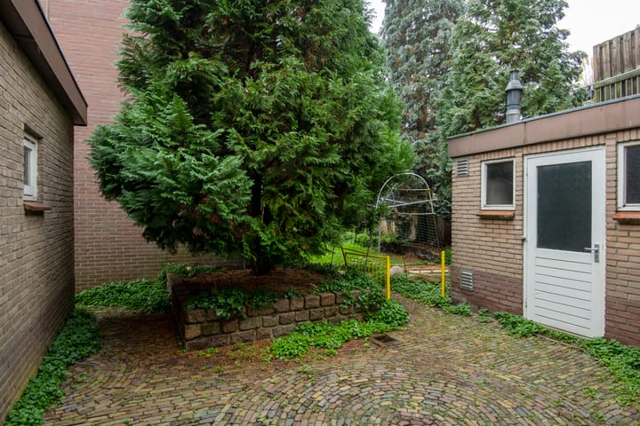 Photo 7 of Dorpsstraat 15