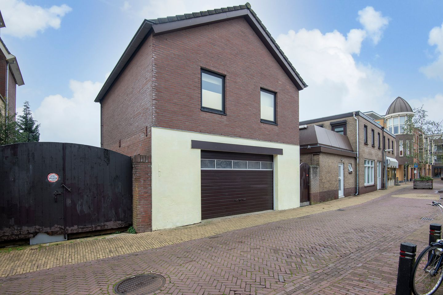 Photo 10 of Dorpsstraat 15
