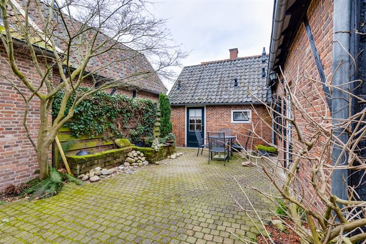 Bekijk foto 47 van Hozenstraat 16