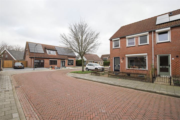 Bekijk foto 30 van Prins Clausstraat 5