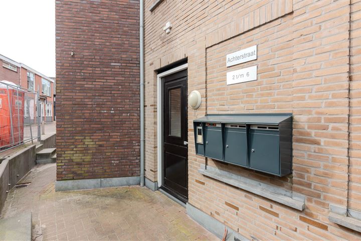 Bekijk foto 9 van Achterstraat 4