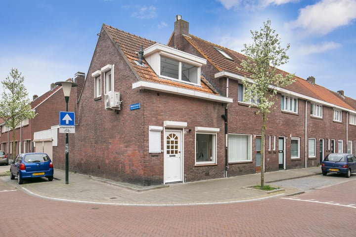 Bekijk foto 1 van Edelweisstraat 85