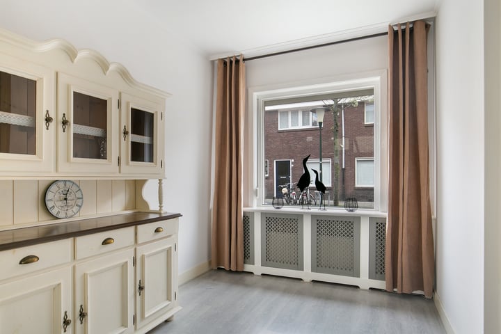 Bekijk foto 7 van Edelweisstraat 85