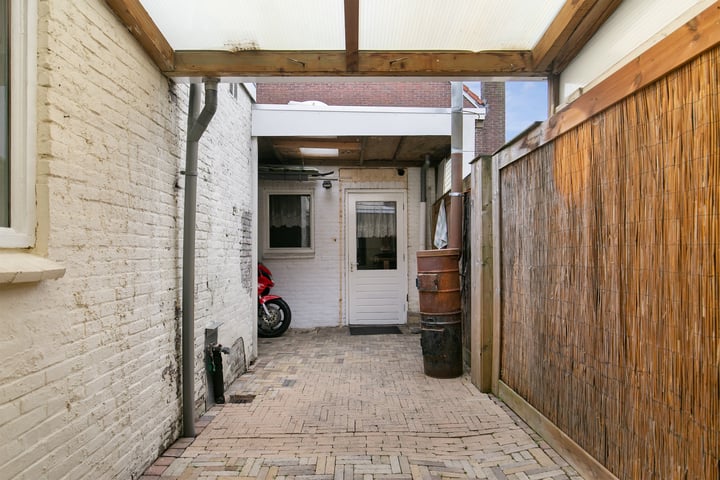 Bekijk foto 21 van Edelweisstraat 85