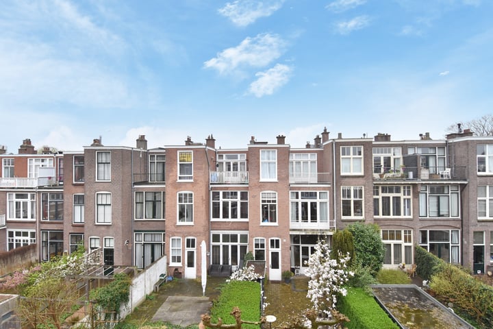 Bekijk foto 45 van Van Beverningkstraat 153