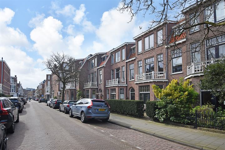 Bekijk foto 54 van Van Beverningkstraat 153