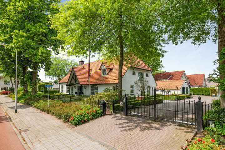 Foto 1 van Alferinklaan 2