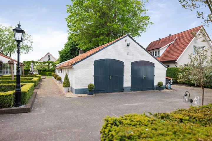 Foto 62 van Alferinklaan 2