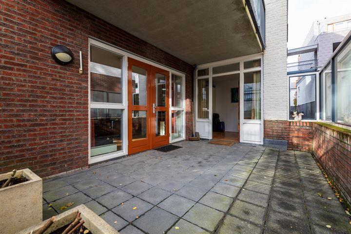 Bekijk foto 16 van Frombergstraat 62