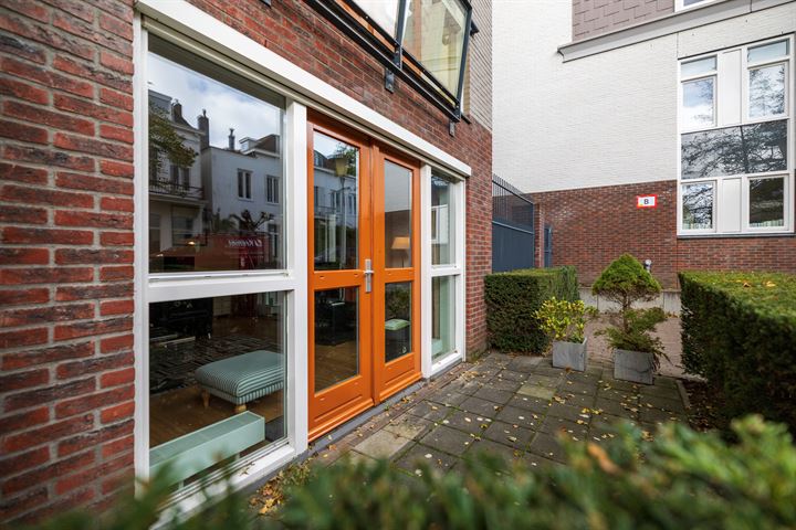 Bekijk foto 19 van Frombergstraat 62