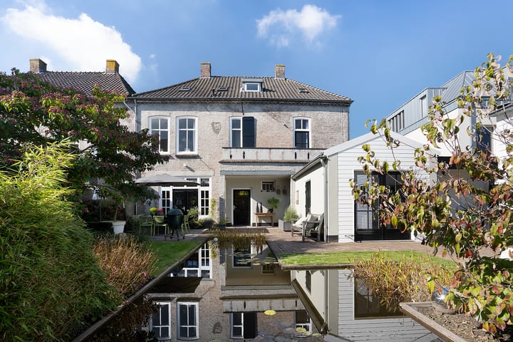 Foto 1 van Raadhuisstraat 13