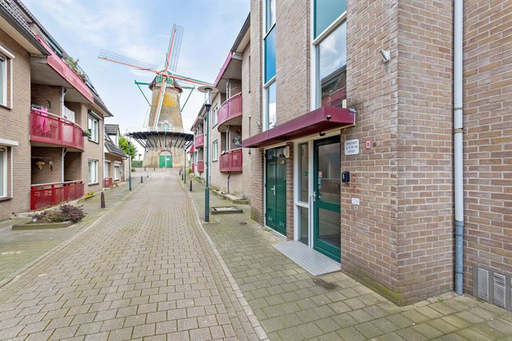 Bekijk foto 17 van Molenstraat 52