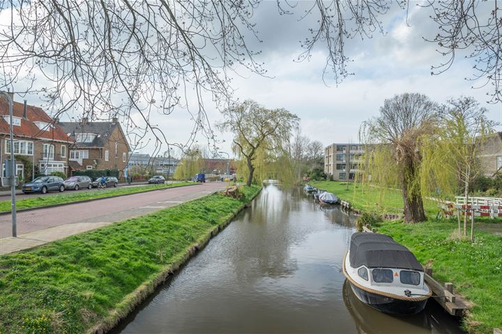 Bekijk foto 47 van Jan van Galenstraat 90