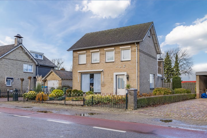 Bekijk foto 4 van Molenstraat 13