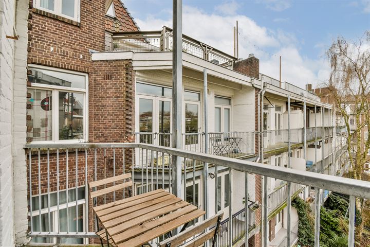 Bekijk foto 10 van Rietwijkerstraat 39-3