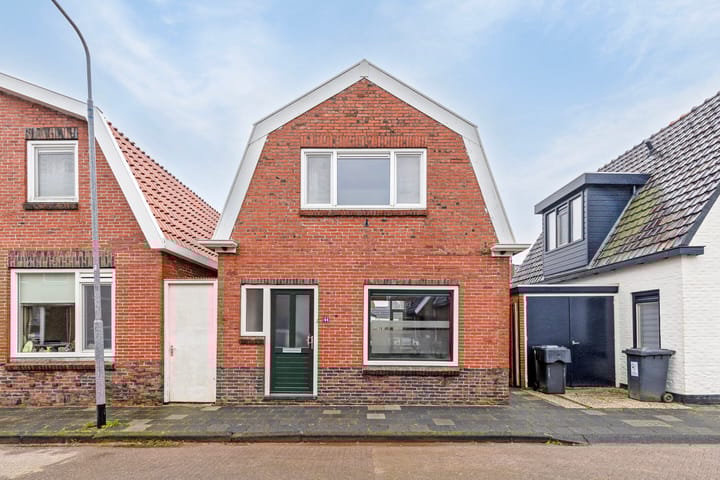 Photo 8 of Marcus Buschstraat 44