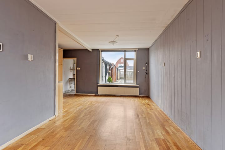 Photo 17 of Marcus Buschstraat 44