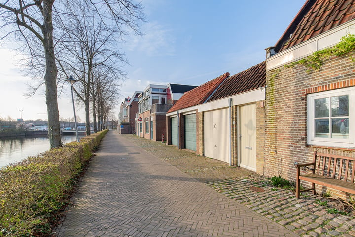 Bekijk foto 4 van Vlissingsestraat 42