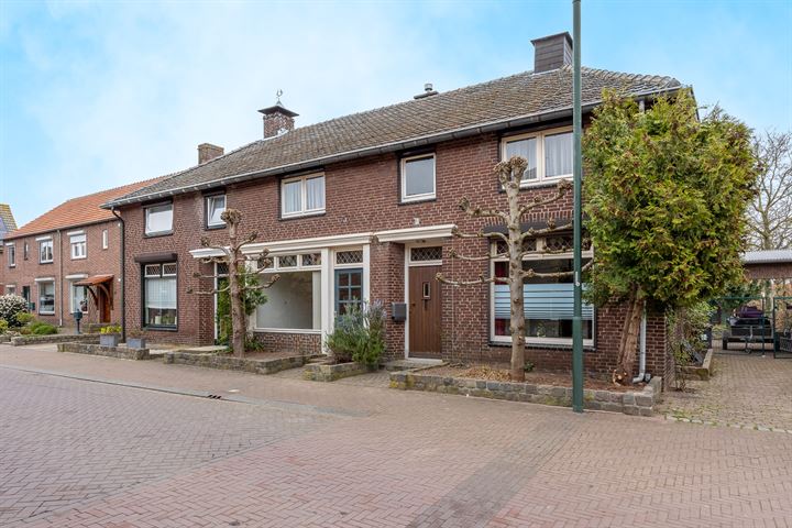 Bekijk foto 52 van Dorpsstraat 49