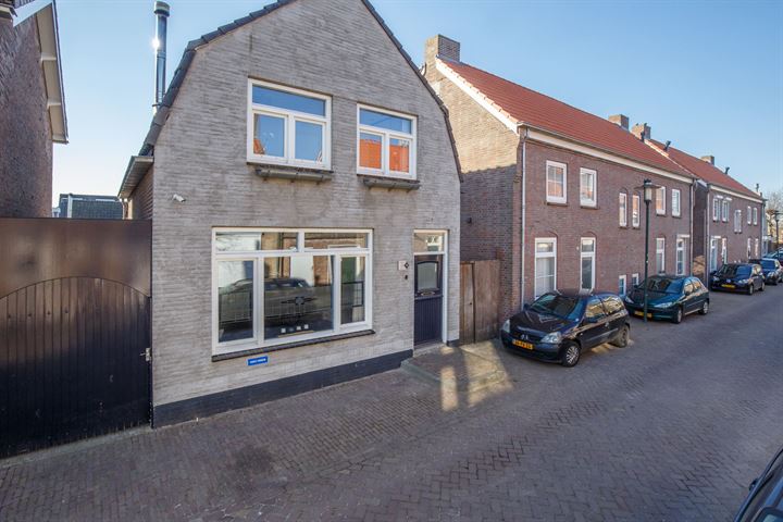 Bekijk foto 1 van Hoogstraat 34