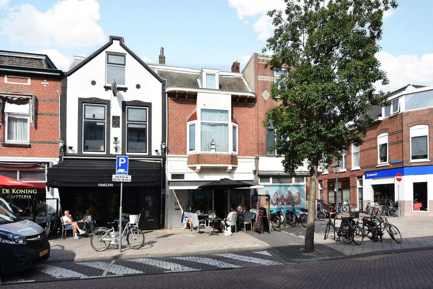 Bekijk foto 1 van Prins Hendrikstraat 243-B