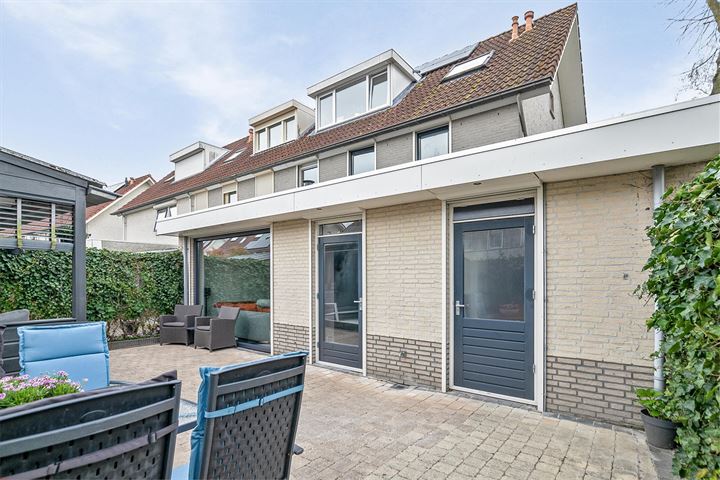 Bekijk foto 42 van Gershwinstraat 1